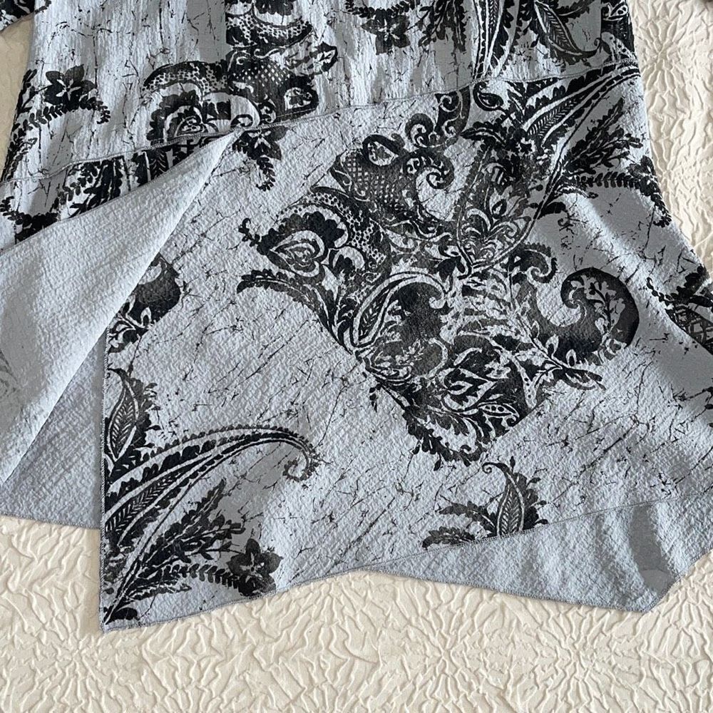 Habitat‎ Clothes To Live In Asymmetrical Blouse Paisley Print Size XS Gray Black - Picture 6 of 11